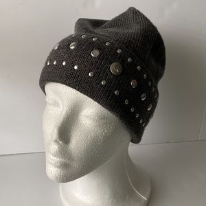 Women’s Dome Stud Cuff Hat